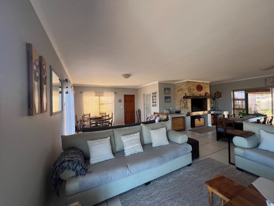 4 Bedroom Property for Sale in Vredenburg Western Cape